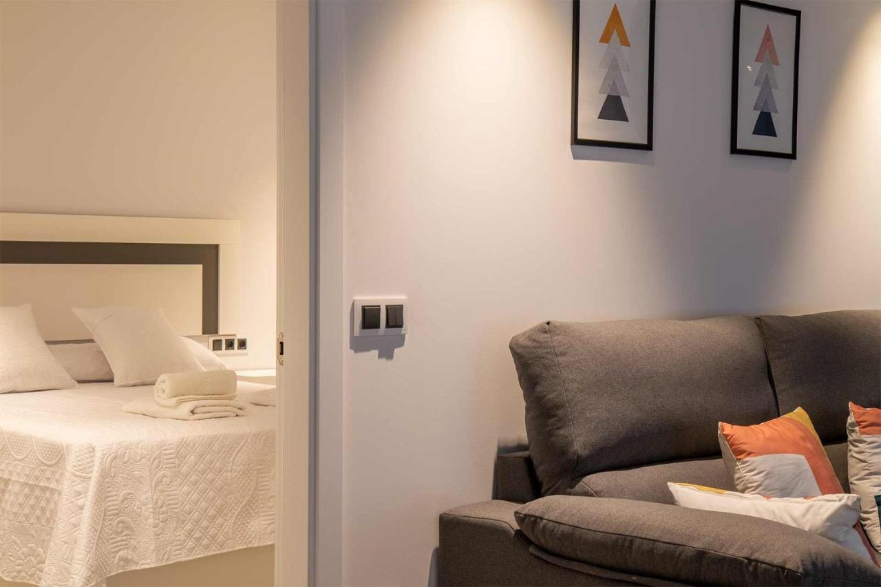 Apartamentos Vacacional En Plaza De Espana נרחה מראה חיצוני תמונה