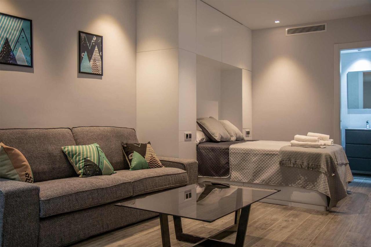 Apartamentos Vacacional En Plaza De Espana נרחה מראה חיצוני תמונה