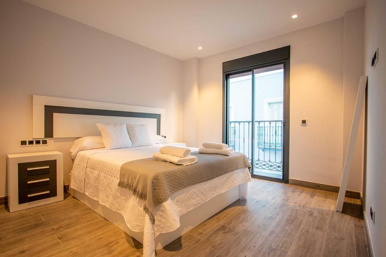Apartamentos Vacacional En Plaza De Espana נרחה מראה חיצוני תמונה
