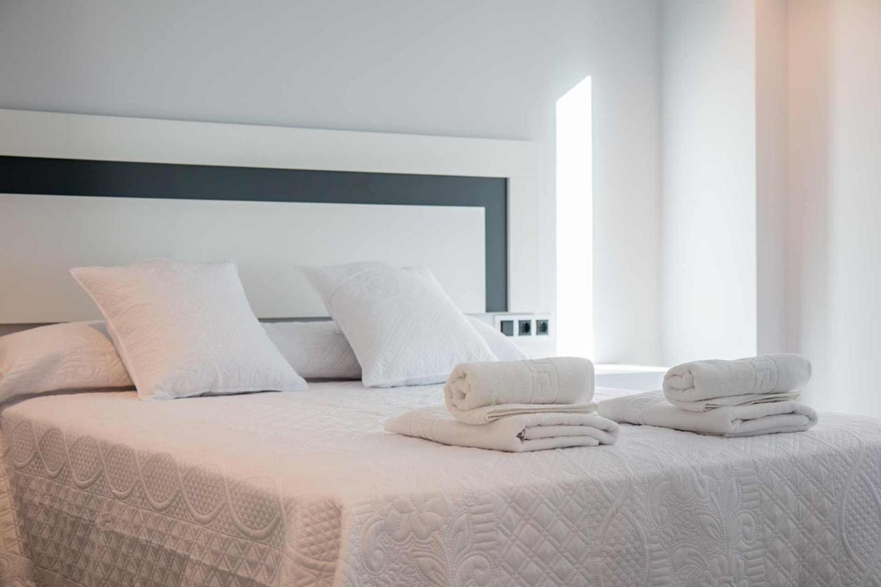 Apartamentos Vacacional En Plaza De Espana נרחה מראה חיצוני תמונה