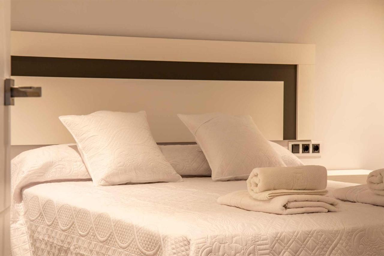 Apartamentos Vacacional En Plaza De Espana נרחה מראה חיצוני תמונה